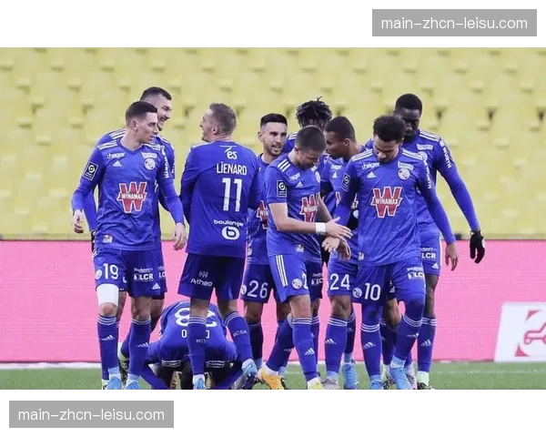 斯特拉斯堡1-1蒙彼利埃，主队控球占优但绝佳机会寥寥